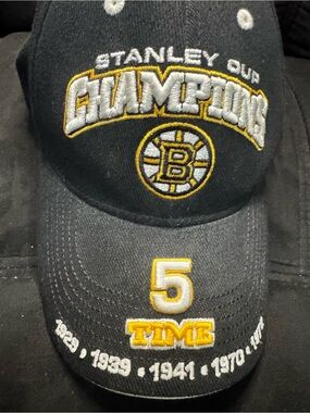 Vintage 1970’s NHL Boston Bruins Black & Gold Stanley Cup Champions Hat Embroid